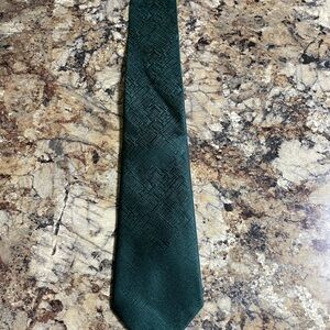 Elegant Green Men's Tie